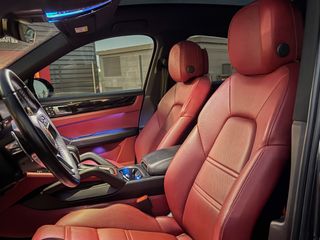 PORSCHE CAYENNE COUPE EHYBRID 462 CV
