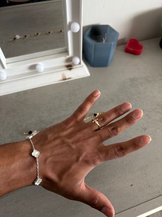 Pulsera Van Cleef & Arpels Plata y Blanco
