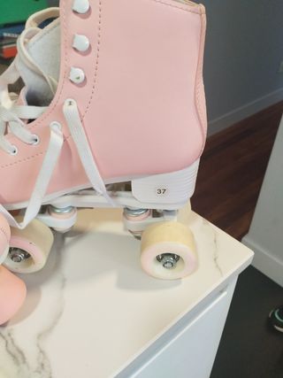 Patines rosas talla 37 + protecciones