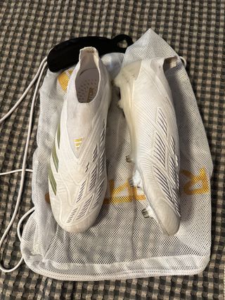 Botas de fútbol Adidas Predator
