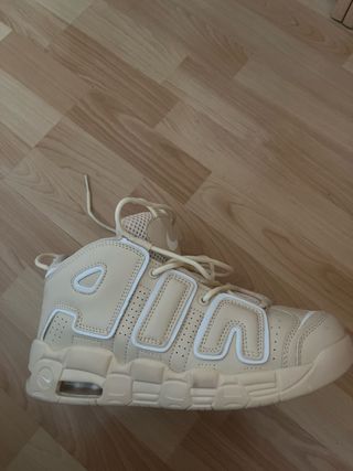 Zapatillas Nike Air More Uptempo Beige