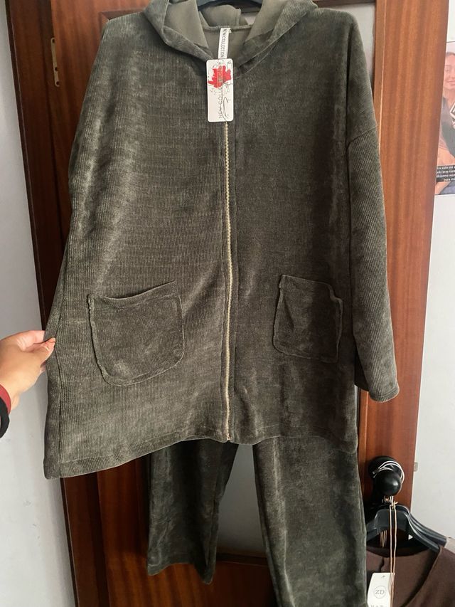 Conjunto Jersey y Pantalón Negro Talla Única