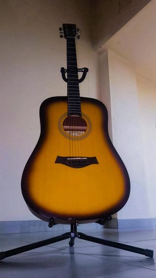 Guitarra acústica REGALO soporte