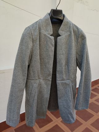 Chaquetón de lana gris