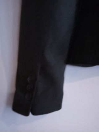 Blazer gris entallado corto
