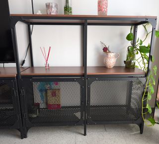Mueble FJÄLBO IKEA con 6 meses de uso.