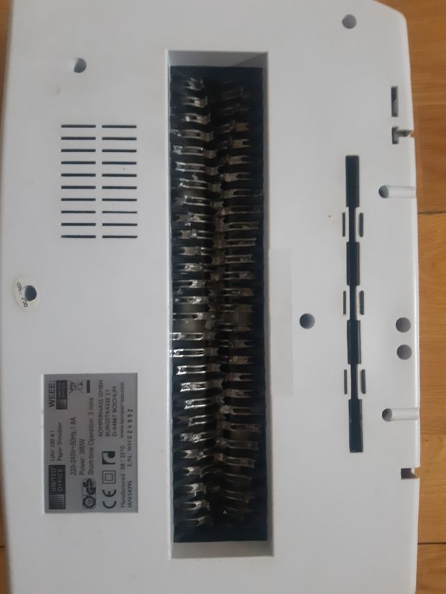 Trituradora Papel y DVD United Office