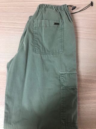 Pantalón cargo verde Brownie