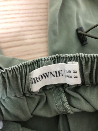 Pantalón cargo verde Brownie