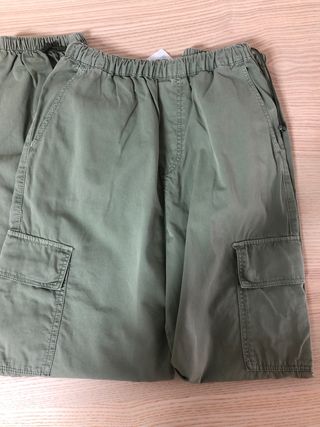 Pantalón cargo verde Brownie