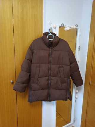 Chaquetón acolchado marrón mujer