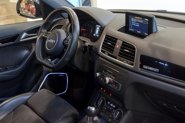 Audi Q3 Black line ed 2.0 TDI 135kW quatt S tron