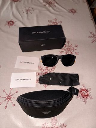 Gafas de sol Emporio Armani Negras