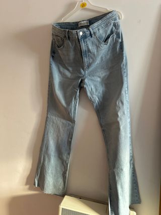 Pantalón vaquero campana azul talla 44