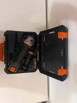 Amoladora Radial Worx con Baterías 2