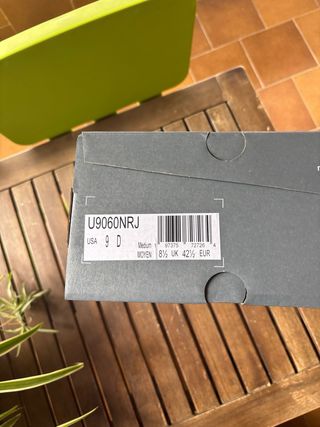 New Balance 9060 Blancas Talla 42.5