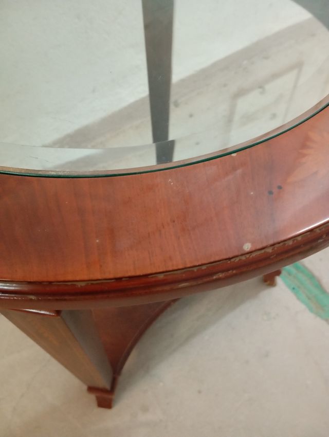 Mesita redonda madera maciza con cristal