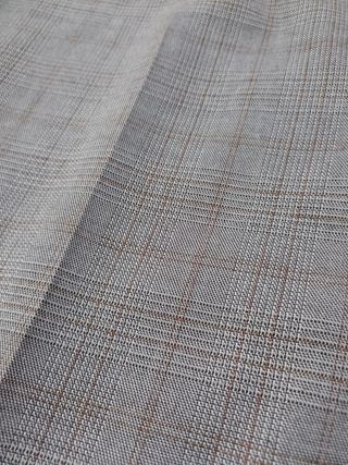 Pantalón de vestir gris a cuadros