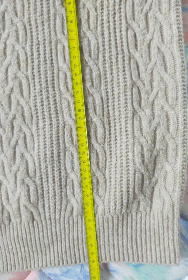 Jersey Mango Hombre Beige abrigado con lana.