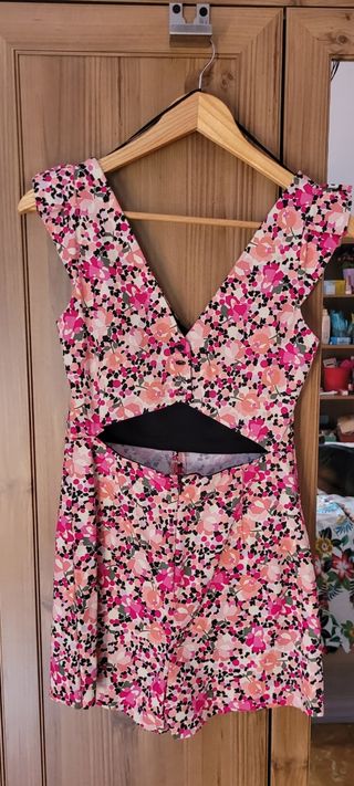 Mono corto Zara floral talla S