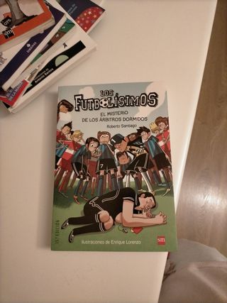 Los Futbolísimos 1: El misterio de los árbitros...