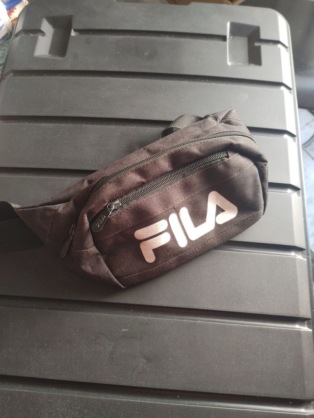 Riñonera Fila Negra