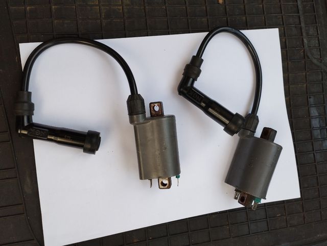 Bobinas de alta NGK Kawasaki KLE + capuchones NGK