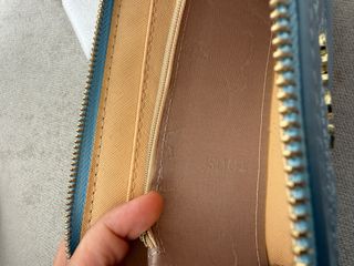 Cartera Tous azul y dorada