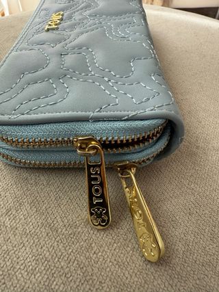 Cartera Tous azul y dorada
