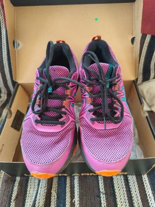Zapatillas Asics Trail Mujer Talla 39.5