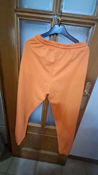 Conjunto chándal naranja