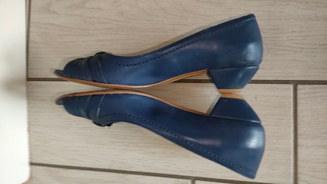 Scarpe Vigevano donna n.37 blu aperte