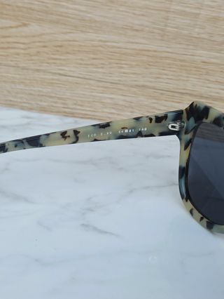 Occhiali da sole cat-eye tartarugati