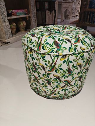 Puf tela hindú pájaros y hojas