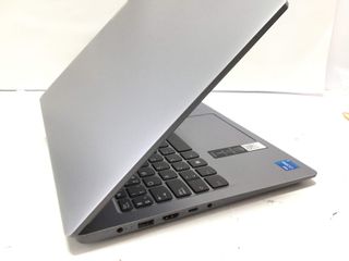 pc portatil lenovo 83er