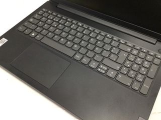 pc portatil lenovo v15 g4