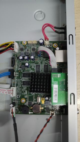 Safire SF-NVR8208A-4K Grabador DVR. MUY POCO USO. 