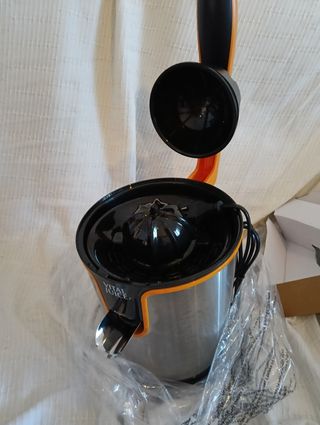 Exprimidor Eléctrico Vital Juice 85W