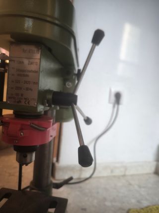 Taladro de columna Perel ZJ4113