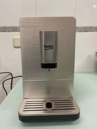 Cafetera Beko Automática CEG5301X