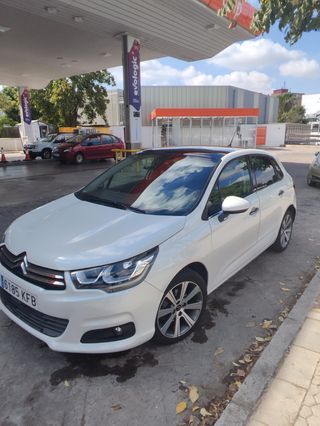 CITROEN C4 1.6 BlueHDI 81.500 km
Edition 120 5 Pue