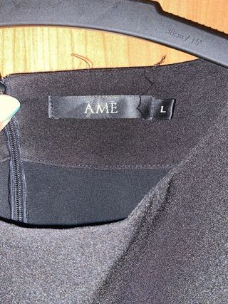 Vestido negro sin mangas