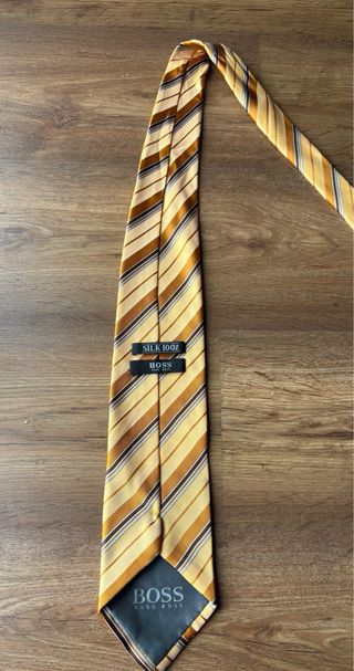 Corbata Hugo Boss Rayas Marrón y Dorado