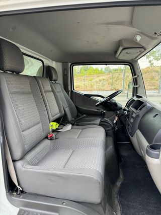 Nissan Cabstar 65 mil km 
