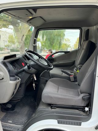 Nissan Cabstar 65 mil km 