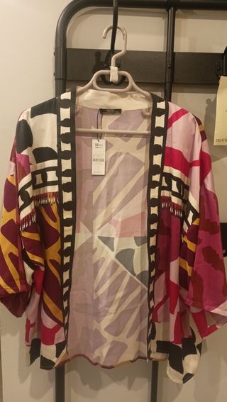 Kimono Parfois estampado talla única