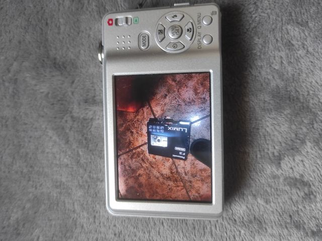 Cámara Panasonic Lumix F3 Plata