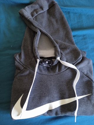 Sudadera Nike Gris con Capucha
