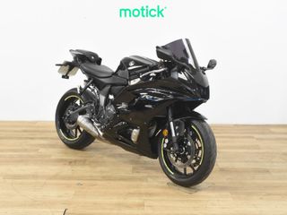 YAMAHA R7 (A2)