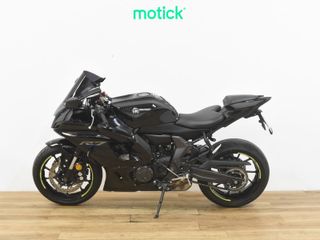 YAMAHA R7 (A2)